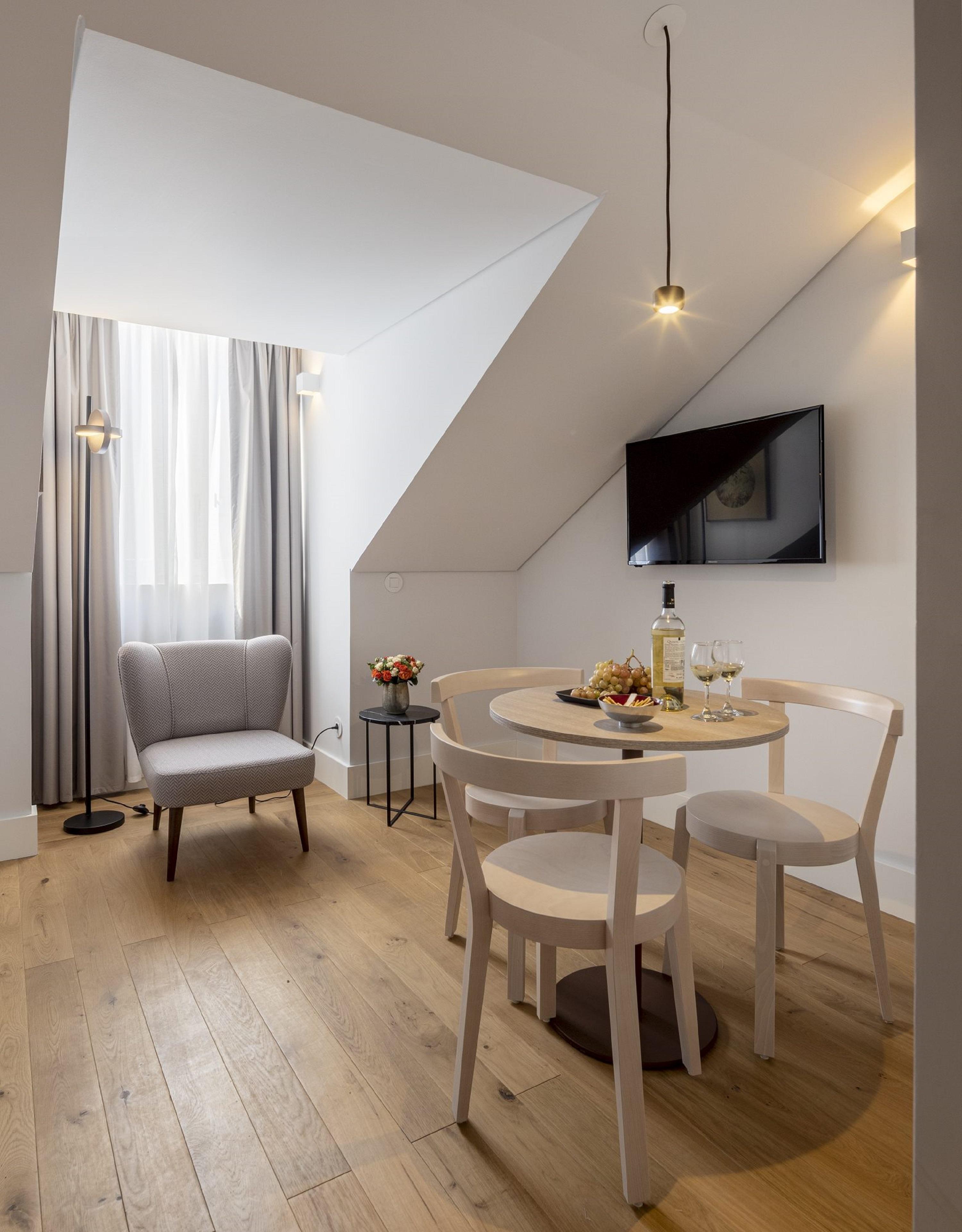 Lisbon Serviced Apartments - Madalena ภายนอก รูปภาพ